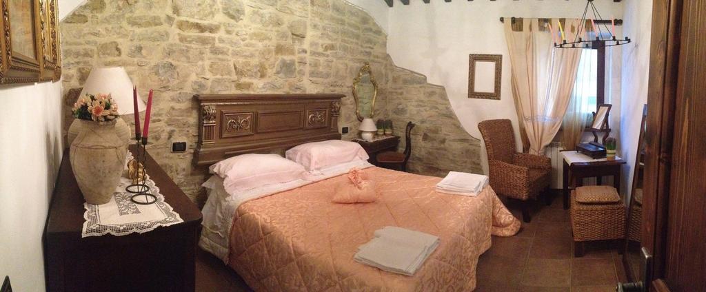 Agriturismo Cailuca Pietralunga  Zimmer foto